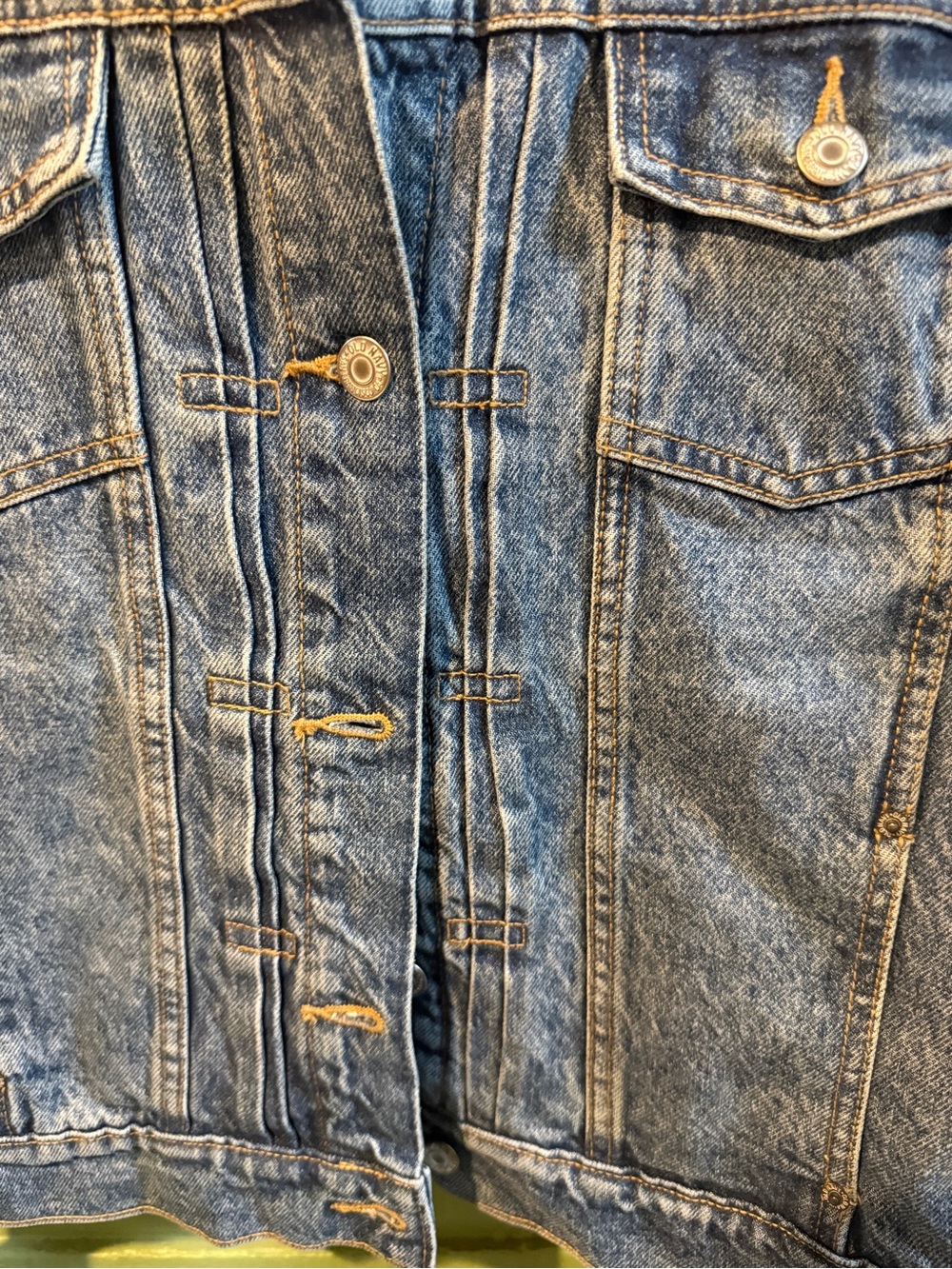 Old Navy Light Blue Washed Denim Jacket - Picture 4 of 5